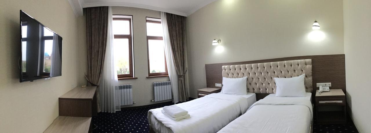 Hotel Khanaka Turkistan Ngoại thất bức ảnh