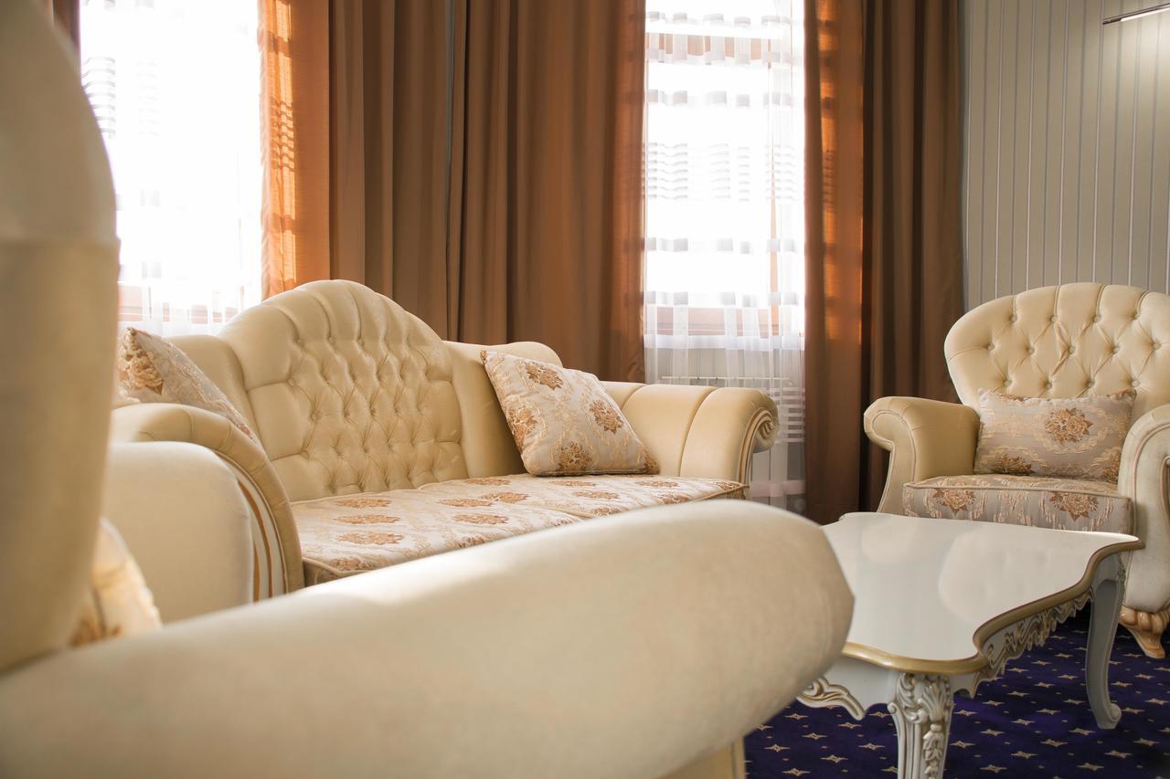 Hotel Khanaka Turkistan Ngoại thất bức ảnh